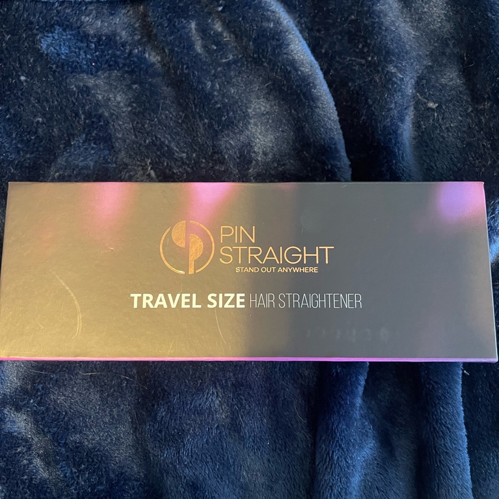 Brand new Pin Straight Travel Size Hair Straightener